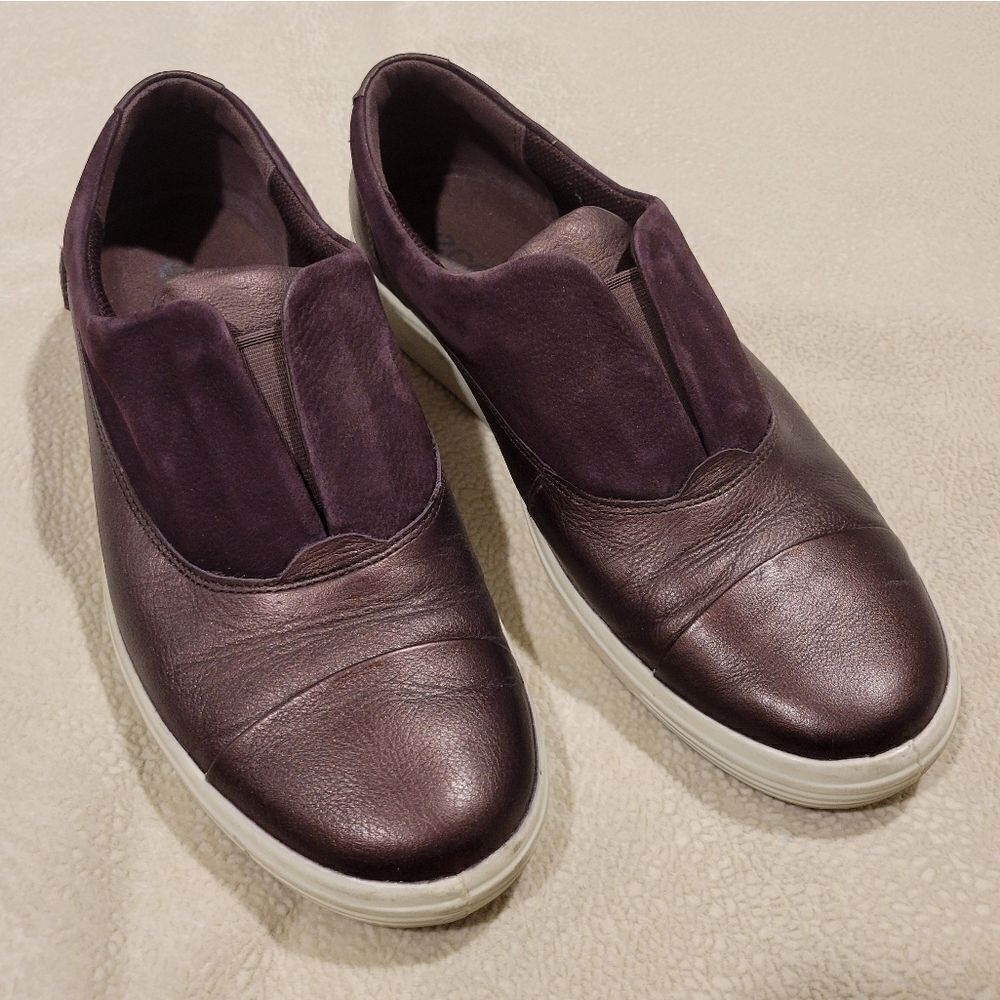 Ecco Soft 7 Women's Slip On Leather Nubuck Metallic Sneakers Fig Purple, Sz 40